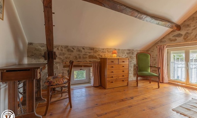 Ars-les-Favets Casa | Locaterie de Jeannette