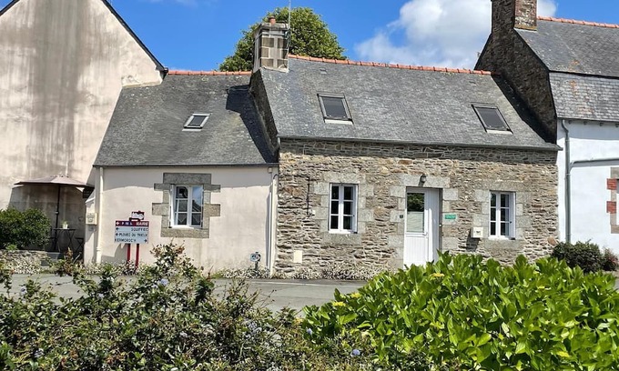 Landebaeron Casa | Holiday house Lannéven for 1 - 4 persons with 2 bedrooms - Row house