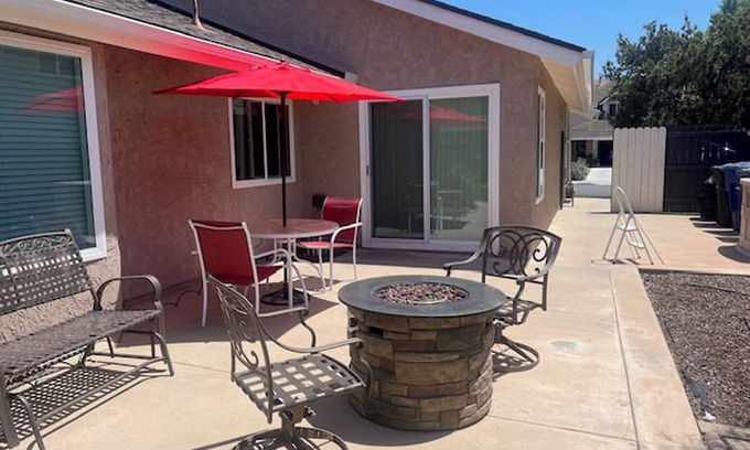 Camarillo Casa | Comfortable 2-bedroom house with dedicated office space in serene Camarillo