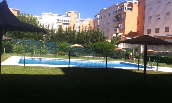 Teatinos Apartamento | Apartment with Pool in Malaga