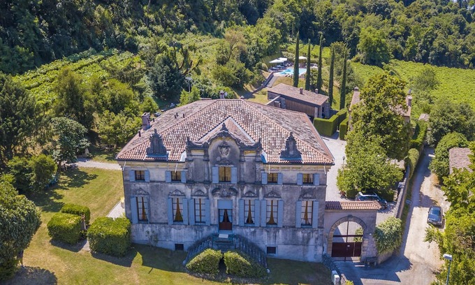 Colognola ai Colli Apartamento | Villa Faccioli Limone With Shared Pool