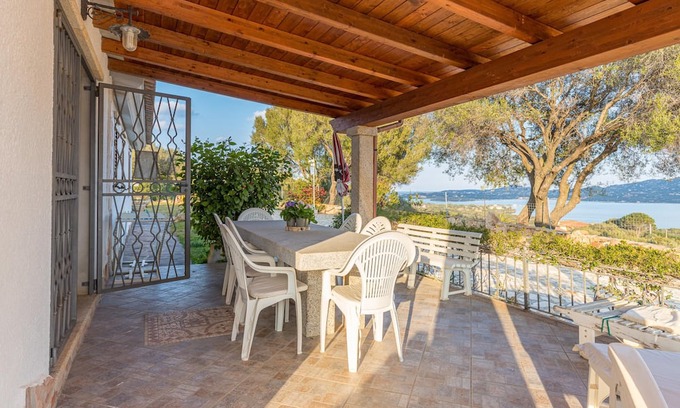 Cugnana Verde Villa | Bella Vista House With Sea View