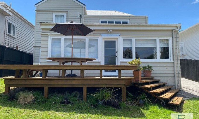 Grey Lynn Casa | Perfect Grey Lynn Home