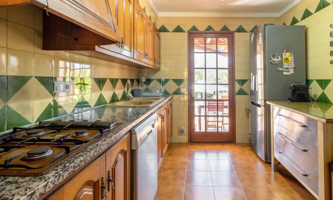 Can Carbonell Casa | Casa Carbonell - Lovely house with pool and garden