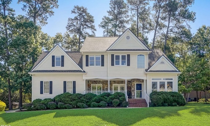 Canterbury Casa | Welcome to this inviting four bedroom home nestled