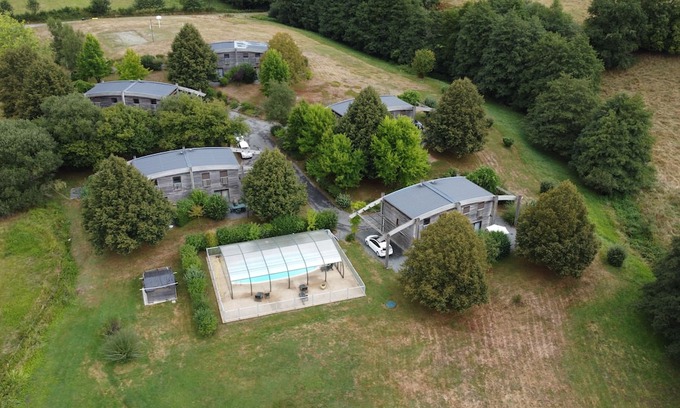 Saint-Victor-en-Marche Chalet De Esquí | Vrbo Property