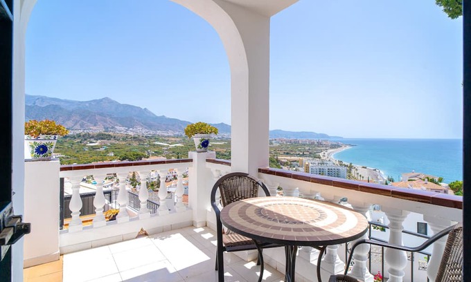 Punta Lara Villa | Mirador de Punta Lara by Casasol