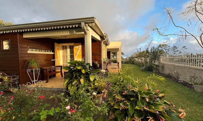 Petite-Ile Cabaña | Gite Petite Île, 2 bedrooms, 4 persons