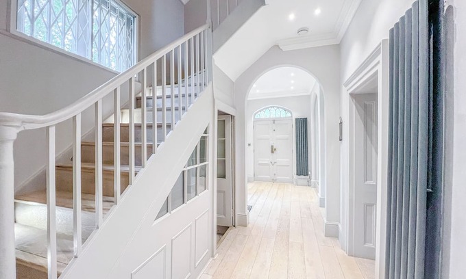 Regent's Park Casa | Luxury 5-Bedroom House with Large Garden in Central London