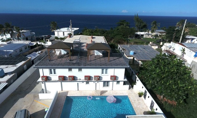 Terranova Condominio | Sea Breeze Tunnel Hideaway 7