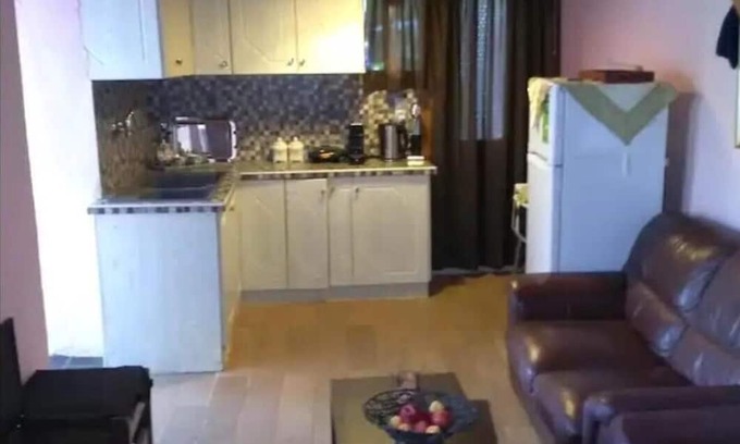 Kavallos Apartamento | Apartment 'Villa George' with Mountain View, Private Terrace and Private Garden