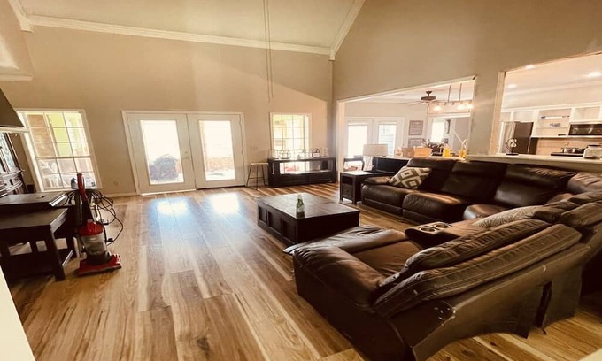 Waterford Otro | Quiet , Open, and Peaceful. Come enjoy the great outdoors of Mississippi.