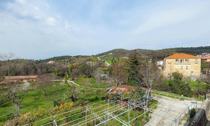 Ceraso Apartamento | Flat In The Center Of Ceraso For Up To 8 People