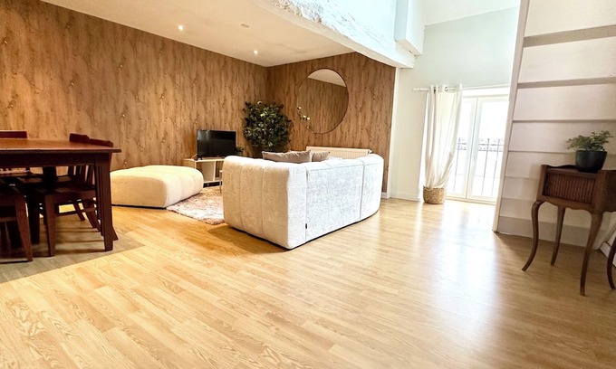 Le Blanc Apartamento | Appartement Hyper Centre Le Blanc Entrée Autonome