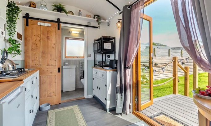 Stenalees Casa | New Dawn - One Bedroom House, Sleeps 2
