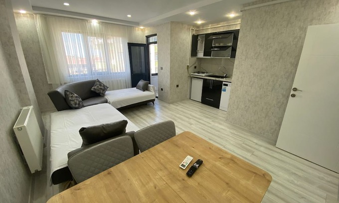 Arsin Condominio | Elisa Suit
