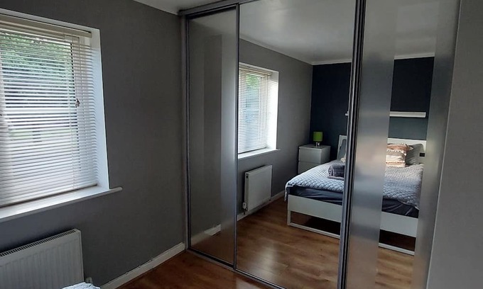 Acresford Casa | Beautiful 2-Bed House in Coventry