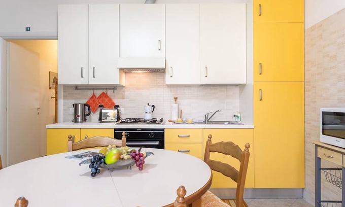 Dongo Apartamento | Apartment in Dongo with 2 bedrooms sleeps 6