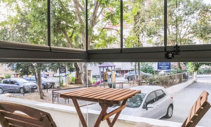 Bakırkoy Apartamento | Cozy Flat 10 min to Aqua Florya Mall in Bakirkoy