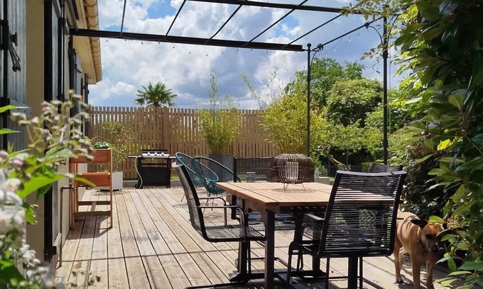 Chevannes Casa | Maison a la Campagne Avec Terrasse et Jardin Clos Animaux de Compagnie Acceptés