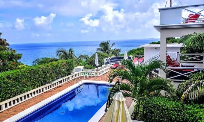 Old Towne Casa | 1BR 3BD, w/Pool House Access
