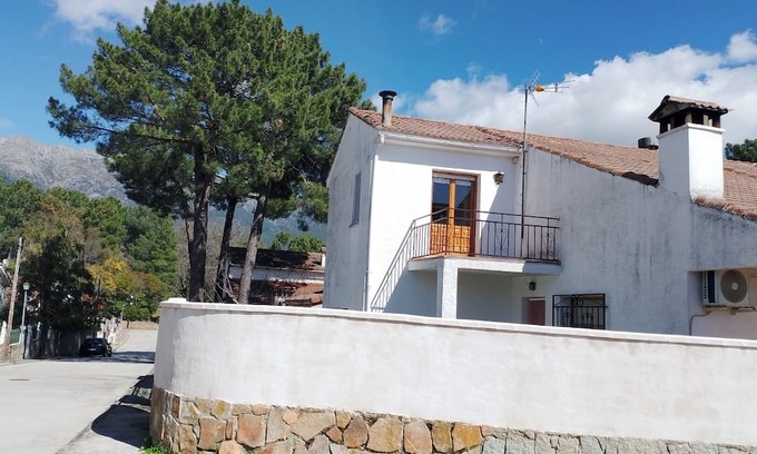 Casavieja Cabaña | Casa Rural Ideal Para Familias en Medio de la Naturaleza
