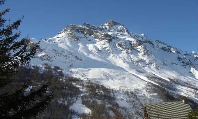 Monetier-les-Bains Casa | Homerez - House in Le pont de l'Alp