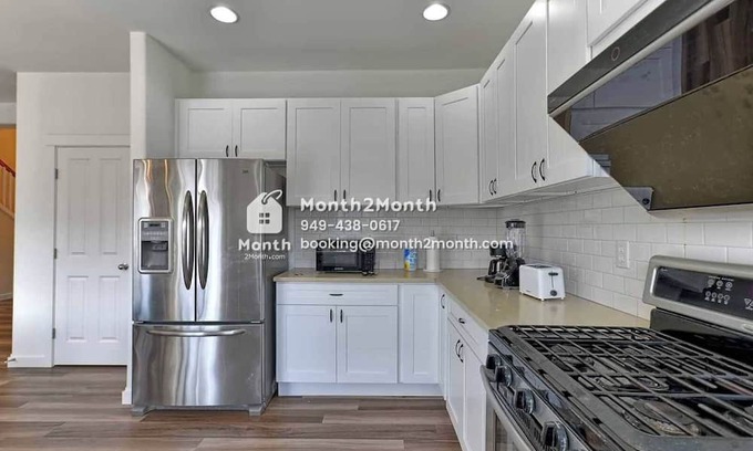 Bothell Casa | Modern Home on 223rd Pl SE #41847