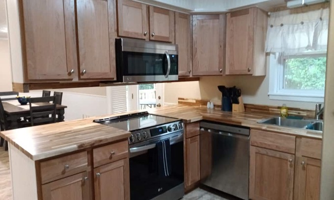 Mountainburg Casa | Country Cottage in a quite Country setting near Lake Fort Smith.