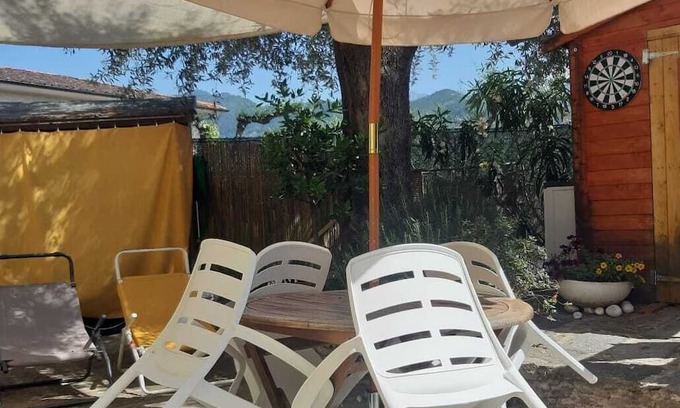 Querceta Apartamento | Casa nel Verde a 4 km dal Mare, Immersa Negli Uliveti, a 3 km da Pietrasanta