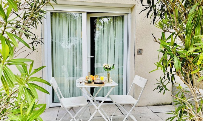 Hopitaux-Facultes Apartamento | Beautiful, fully equipped studio!