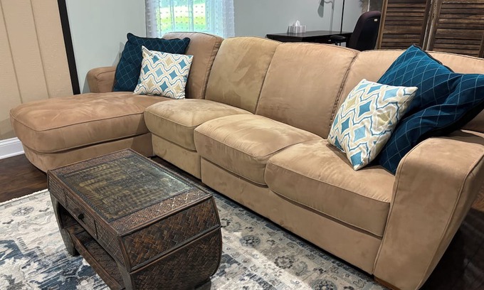 Boyds Casa | Cool Walkout Basement. Great for work! Close to SoccerPlex!