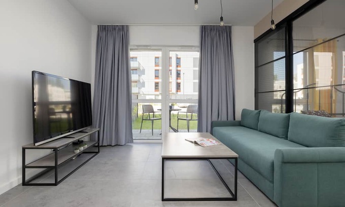 Lesznowola Apartamento | Apartment With Garden by Renters