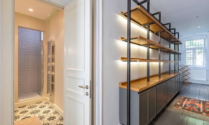 Pera Apartamento | Welcome to our cool new stylish 2-bedroom, 2-bathroom home nestled in the vibrant heart of Şişhane
