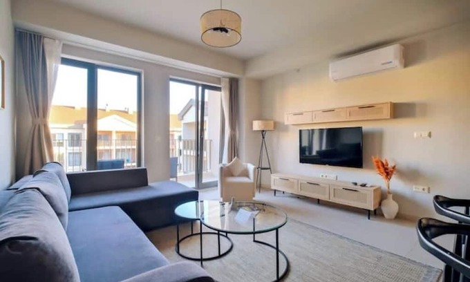Serdivan Apartamento | Bliss - 2BR Modern Flat in the City Center