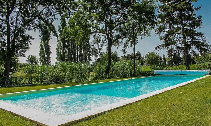 Colonzelle Cabaña | Cottage 'Ecurie' with Shared Pool, Private Terrace and Wi-Fi