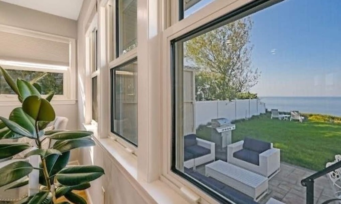 Miller Place Casa | Waterfront Escape with Private Beach