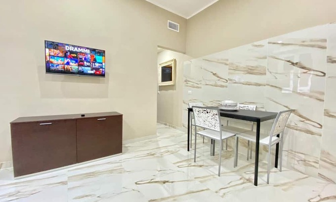 Milan Apartamento | Modern, between Metro and Linate Airport