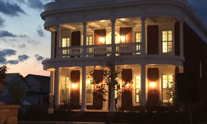 Prospect Casa | PGA & Derby 2024 get away! Beautiful house!!!