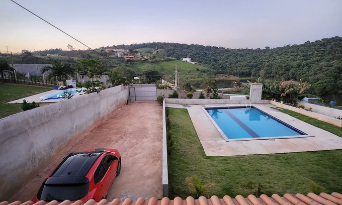Mairinque Casa | Chácara Doce Morada em Mairinque, com Piscina, Churrasqueira e pet Friendly