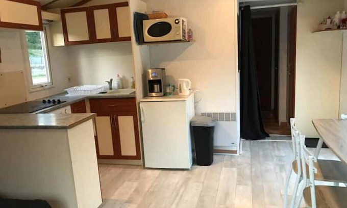 Verlin Casa | Mobilhome au Sein D'une Écurie