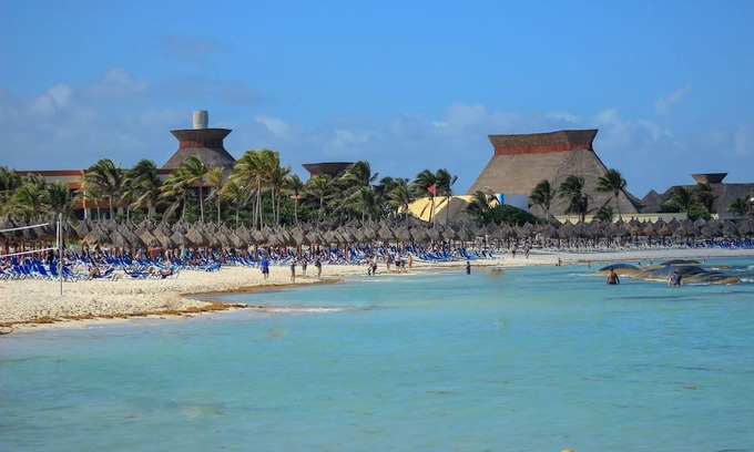 Akumal Complejo | Aqua Haven 2 Bedrooms | 2 Baths | 4 Guests