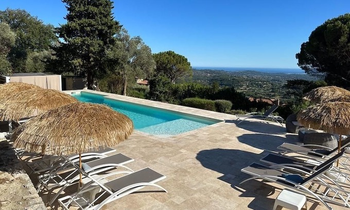 Magagnosc Condominio | Grand Gîte 7 Personnes Avec Accès Piscine Partagée