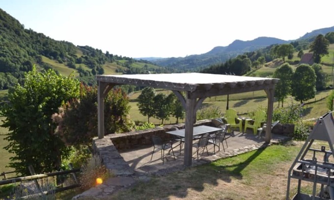 Mandailles-Saint-Julien Cabaña | Gite Mandailles-Saint-Julien, 2 bedrooms, 4 persons