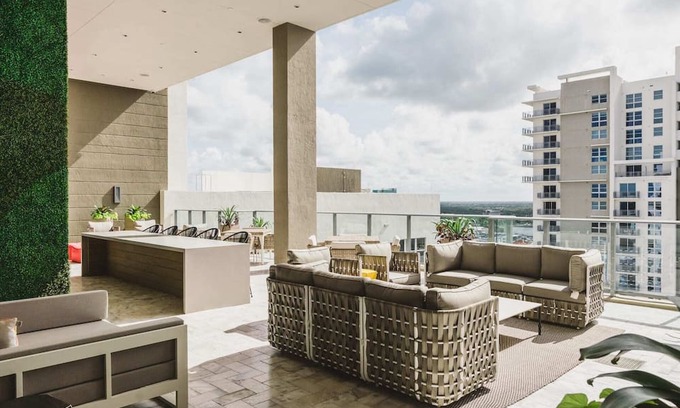 Glenvar Heights Apartamento | #212 - Tucker Dadeland