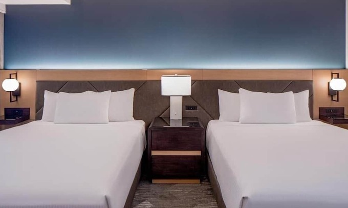 Financial District Apartamento | Queen Room Near CenturyLink SAN