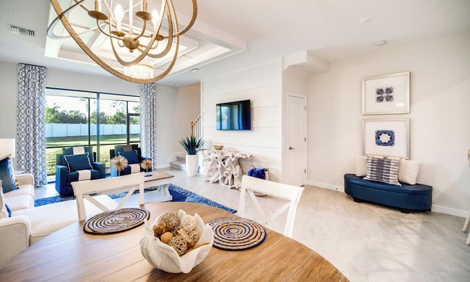 Gateway Casa | Fort Myers Retreat: Screened Porch & Resort Perks!