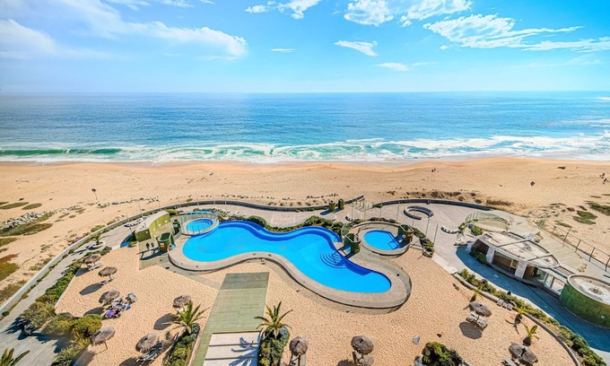 Mirasol Apartamento | Miramar Algarrobo 3BR with sea view, pool, parking