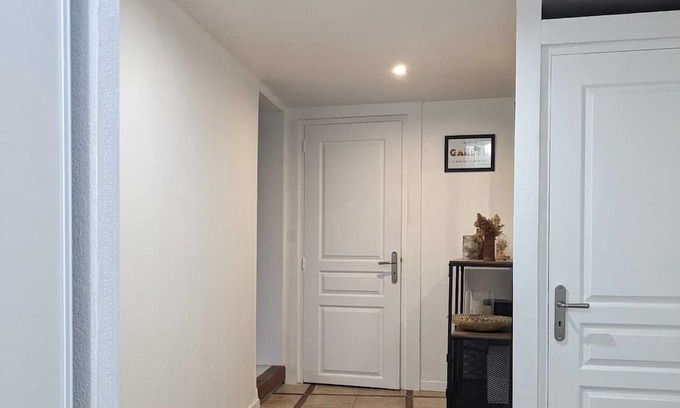 Saint-Remy-les-Chevreuse Apartamento | Calm, spacious apartment; 23 minutes from an RER station in the Chevreuse Valley