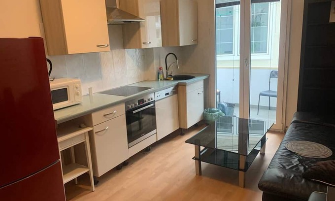 Huttrop Apartamento | Möblierte 70qm Wohnung Balkon+waschm Essen- Huttrop